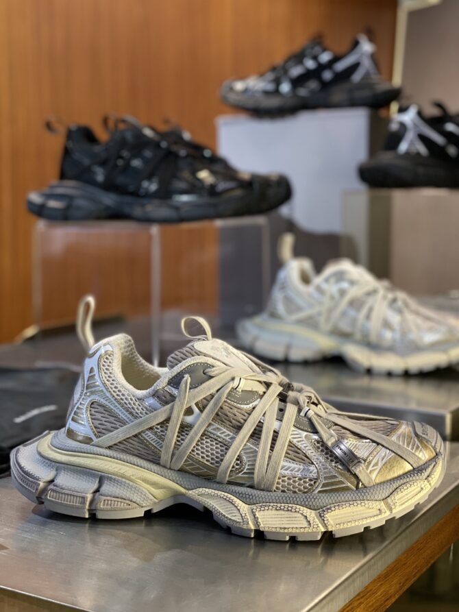 New 3XL Balenciaga EXTREME LACES B sneakers - Image 8