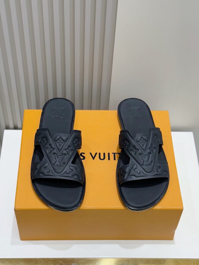 LV Oasis Sandals - Image 9