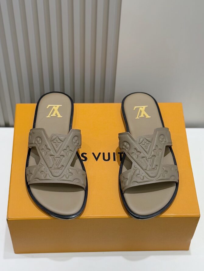 LV Oasis Sandals - Image 3