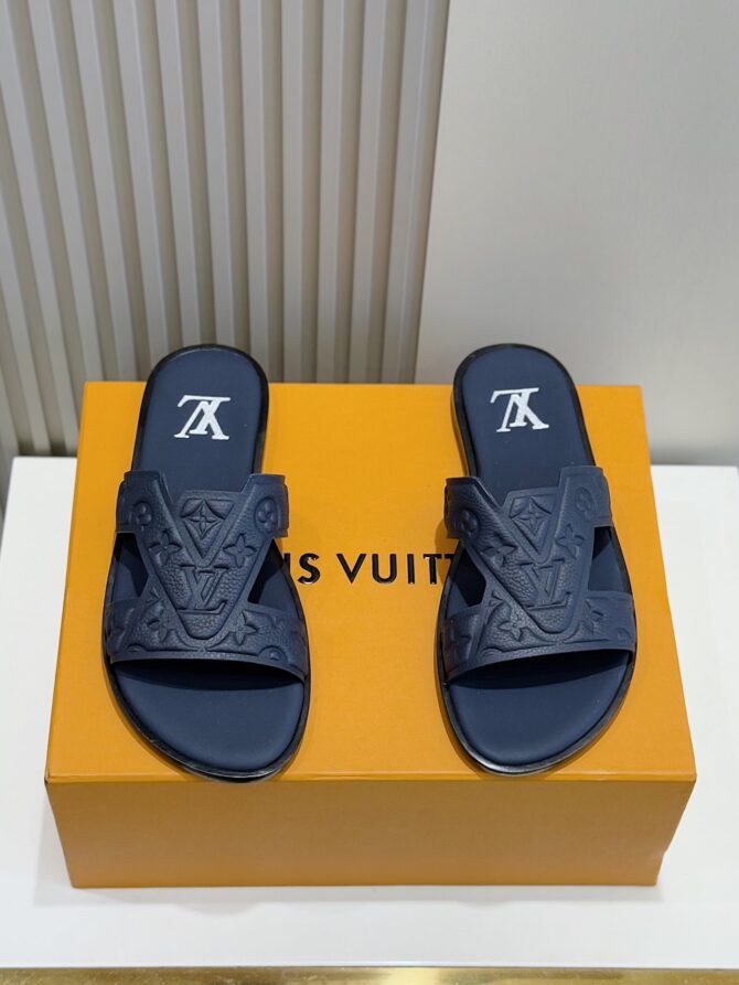 LV Oasis Sandals - Image 6