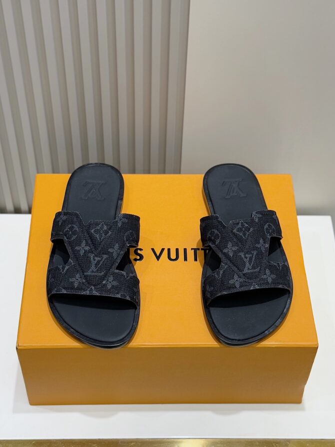 LV Oasis Sandals - Image 5