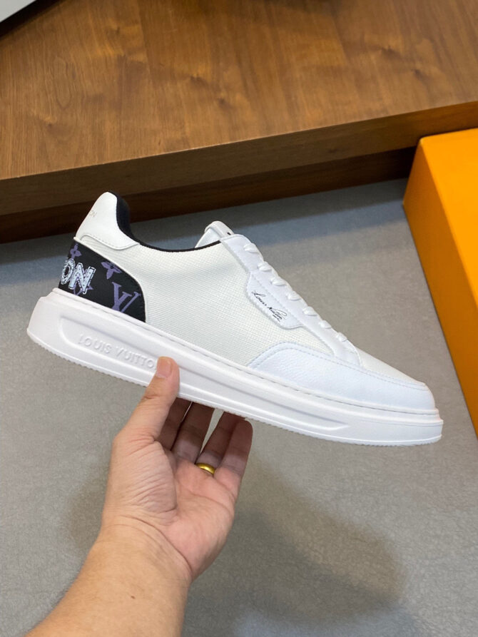 Louis Vuitton Sneaker - Image 5