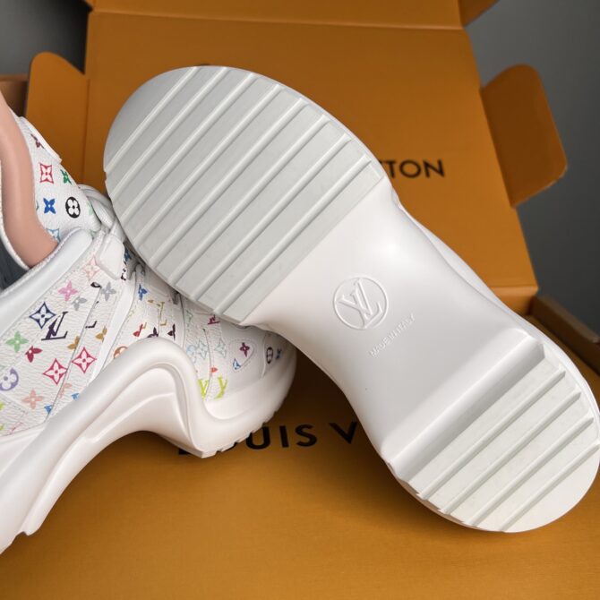 LV SNEAKER x Murakami Takashi - Image 9