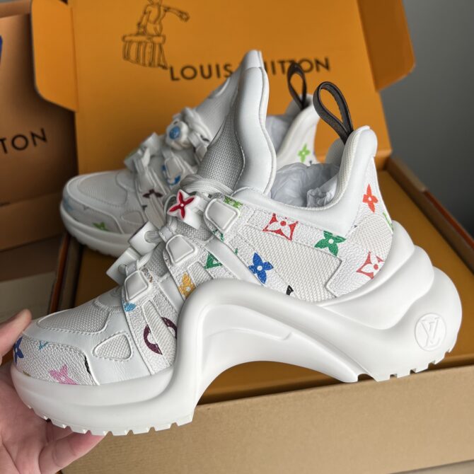 LV SNEAKER x Murakami Takashi - Image 3