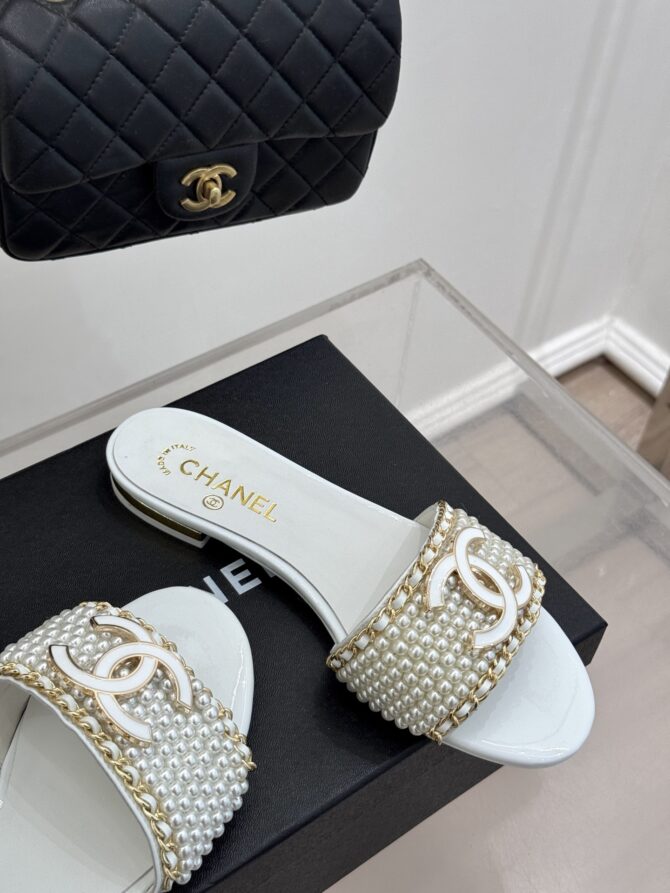 CHANEL Spring and Summer New  Slippers - Image 7