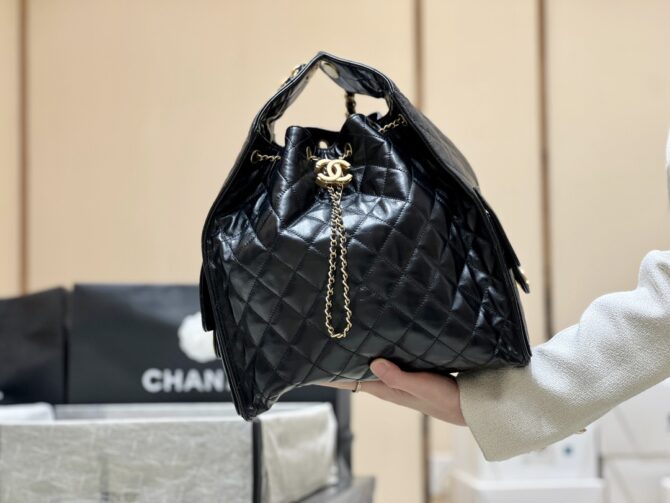 Chanel underarm bag  - Image 7