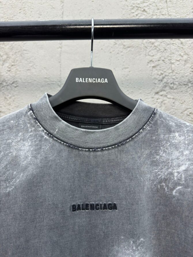 Balenciaga - Gambar 3