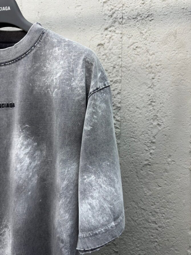 Balenciaga - Gambar 5