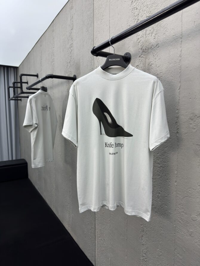 Balenciaga high heels printed short sleeves