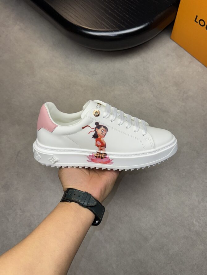 Louis Vuitton - Image 5