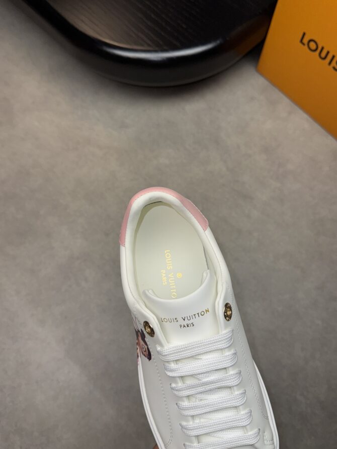 Louis Vuitton - Image 8