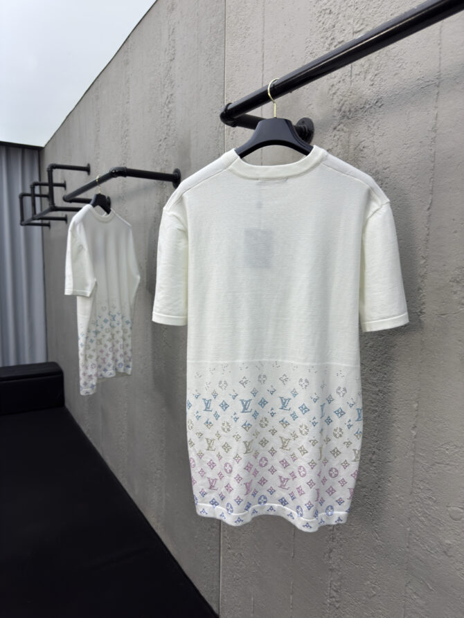 LOUISVUITTON hot diamond letter knitted short sleeves - Gambar 4