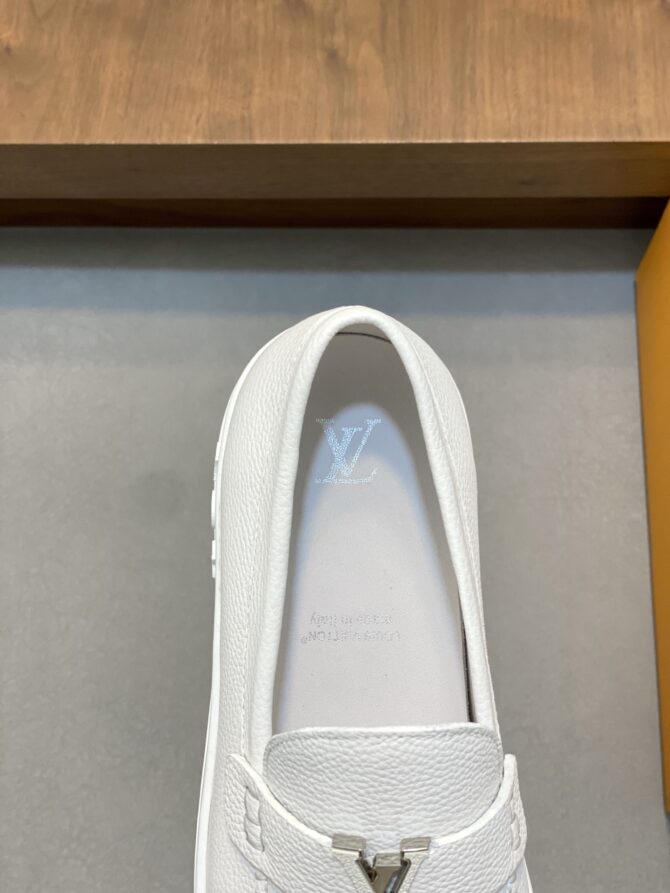LV shoes - Gambar 11